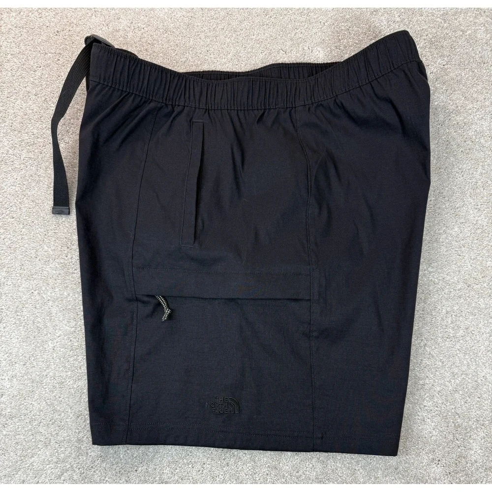 THE NORTH FACE Class V Men's Size XXL Black Belted Tech Shorts Logo NWOT